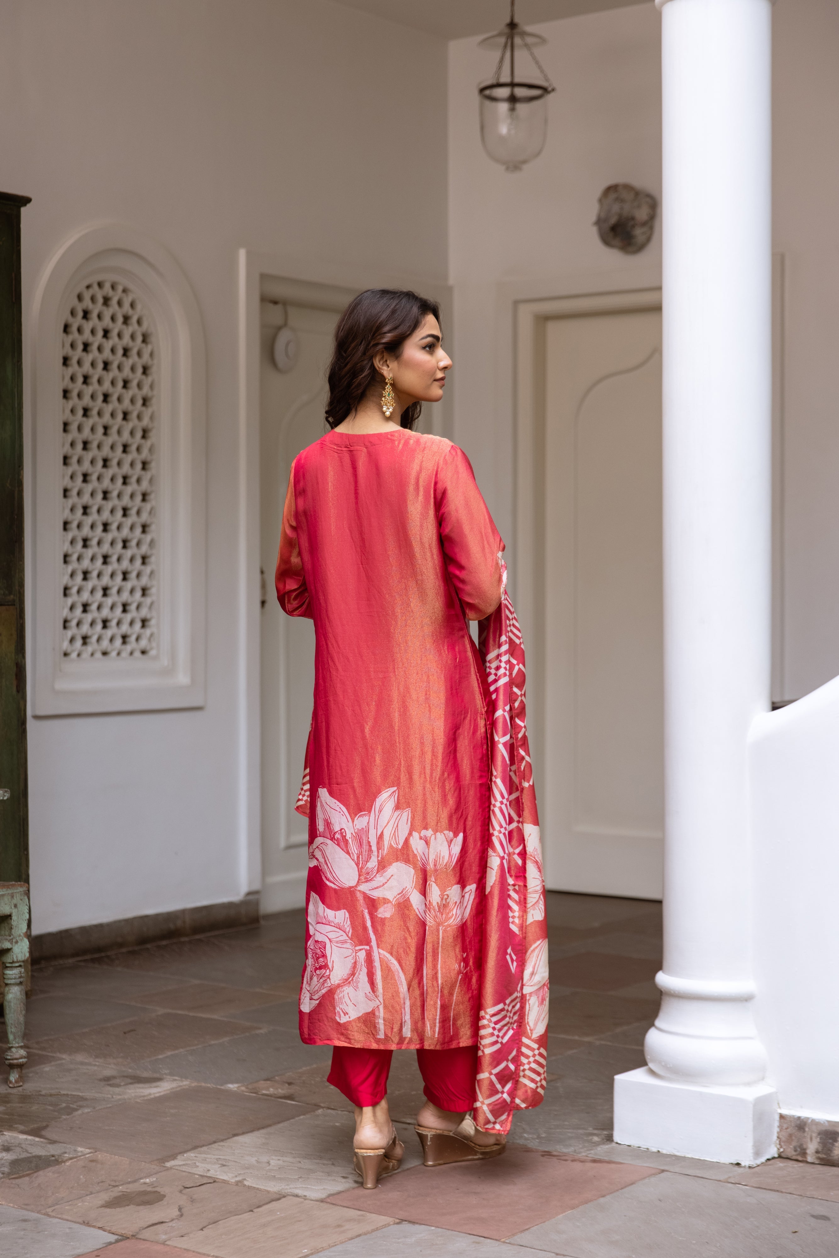 Red Viscose Simmer Kurta Pant and Dupatta Set