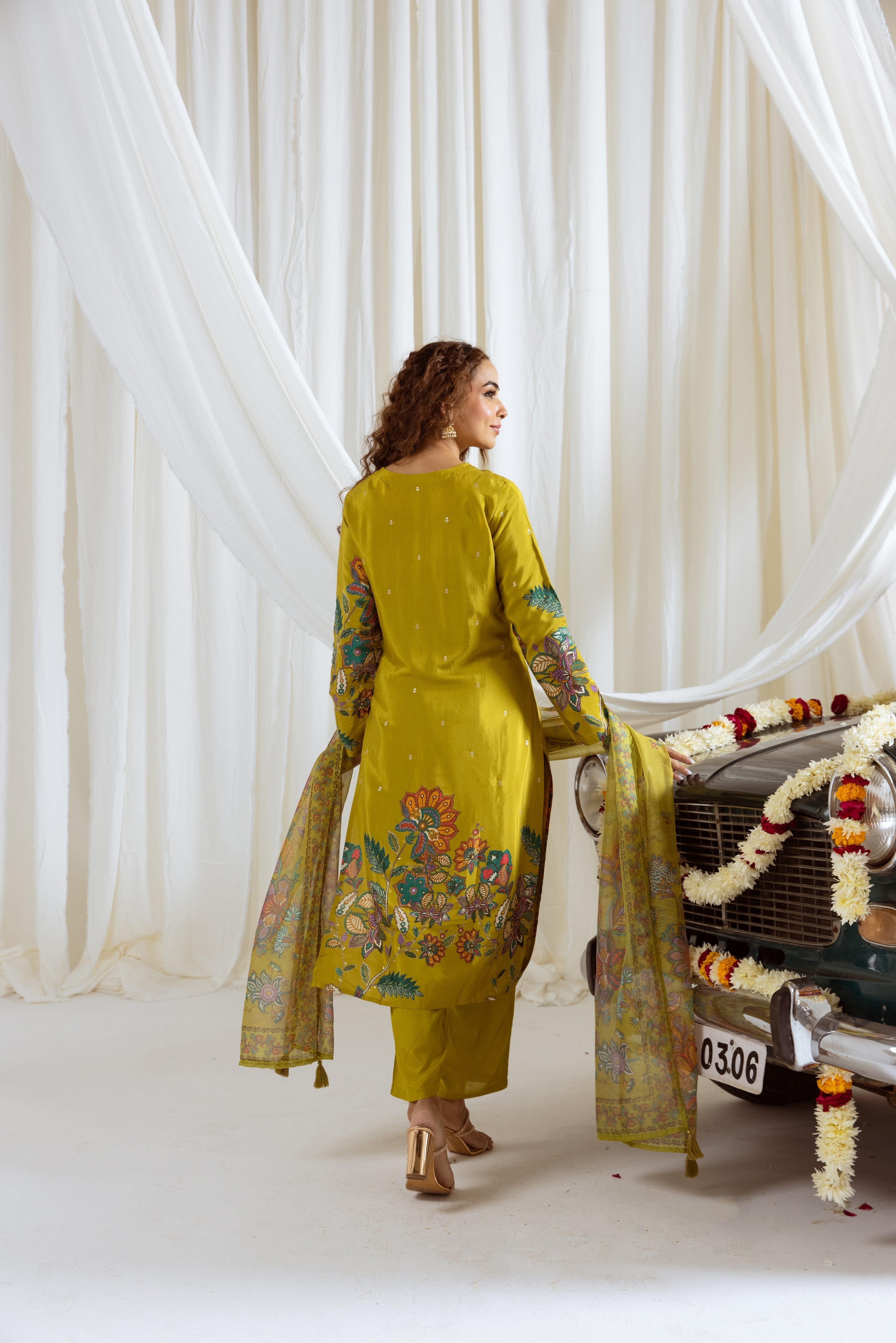 Green Viscose Muslin Kurta Pant and Dupatta Set