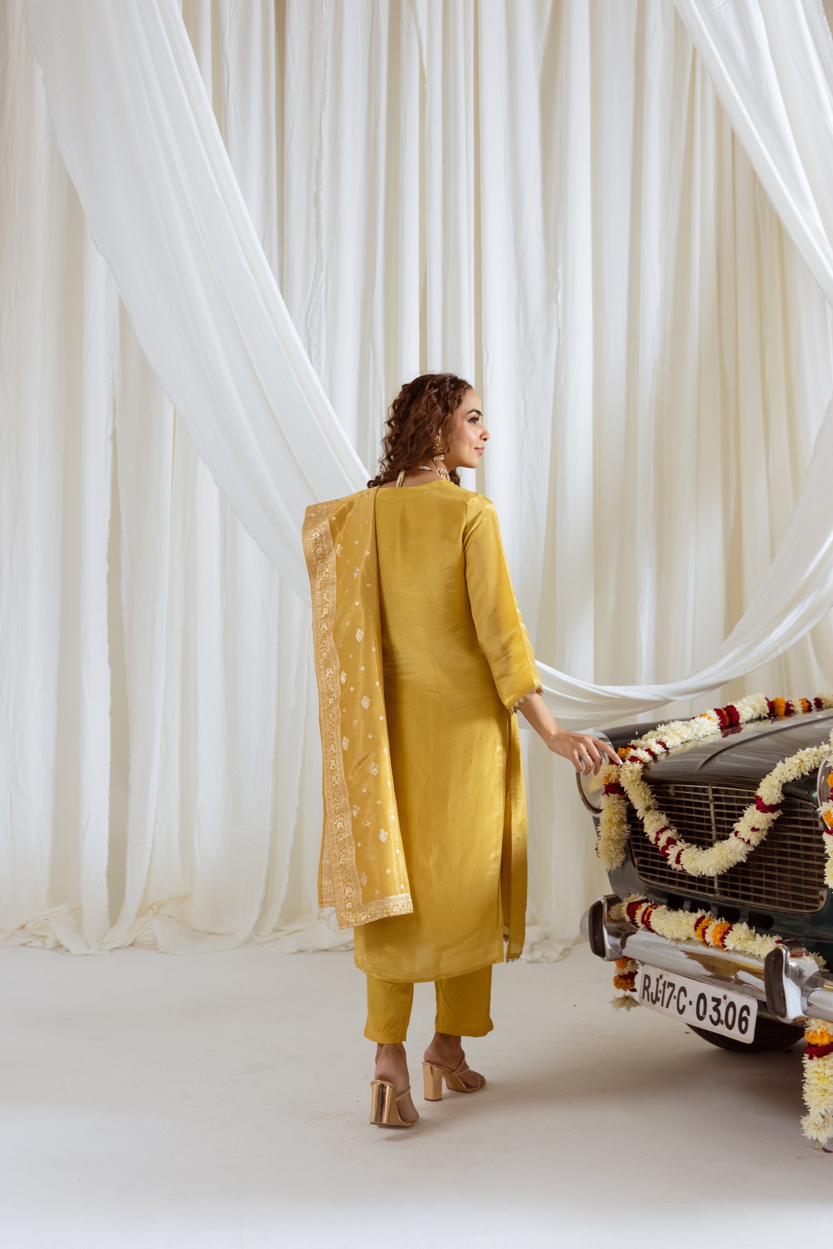 Women's Yellow Shimmer Kurta Pant and Dupatta Set