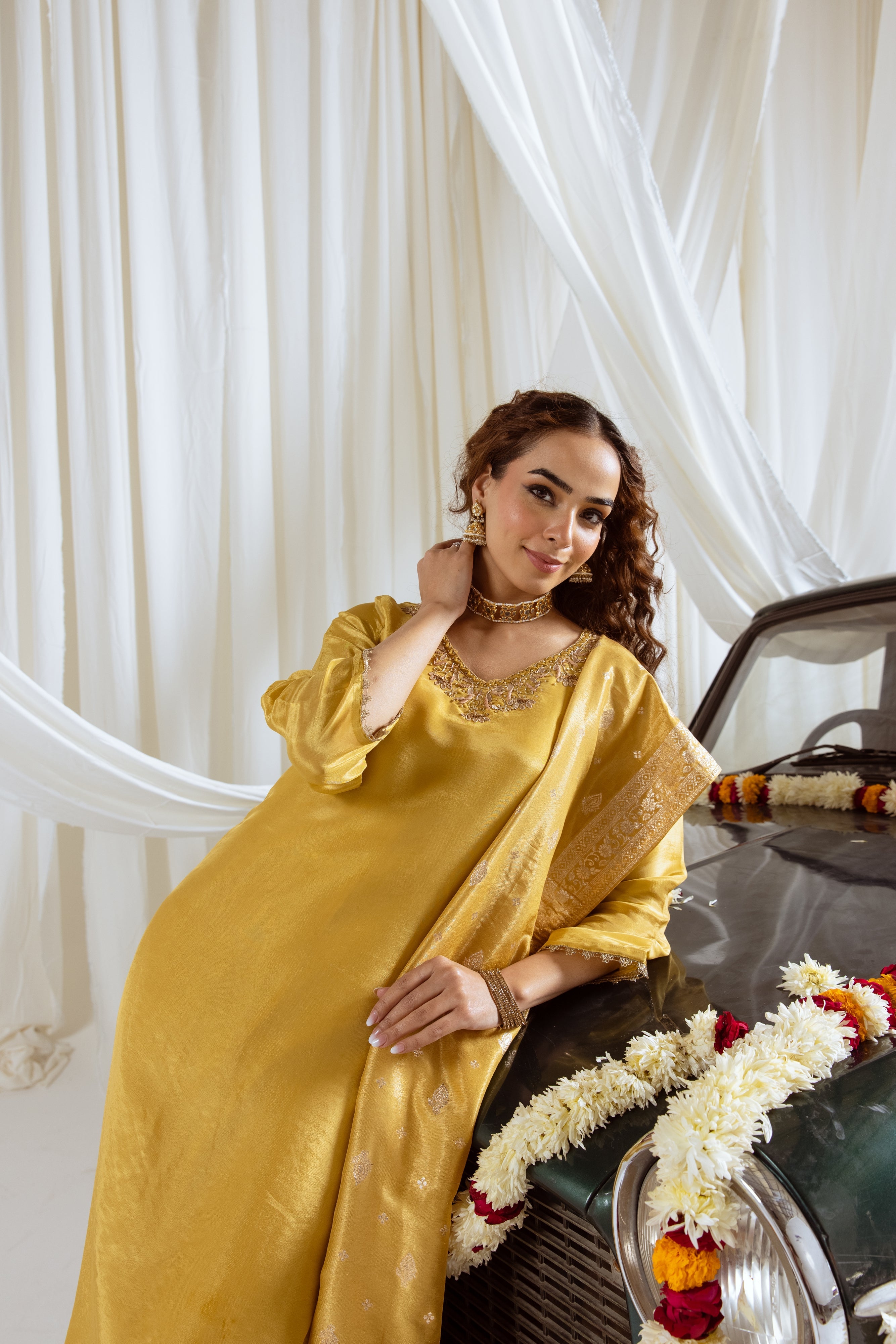Women's Yellow Shimmer Kurta Pant and Dupatta Set