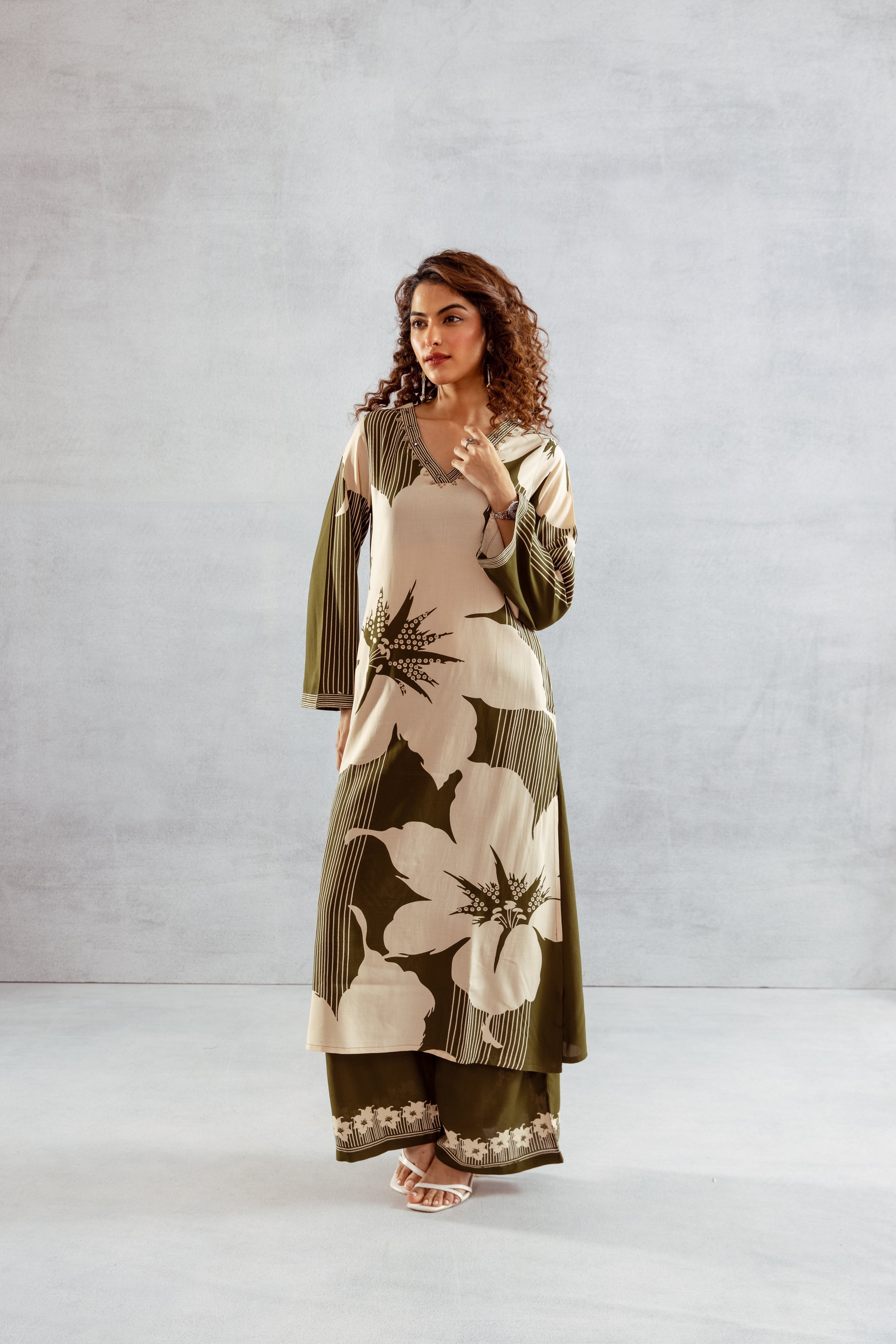 Women's Green::Off white German Rayon Kurta and Palazzo Set