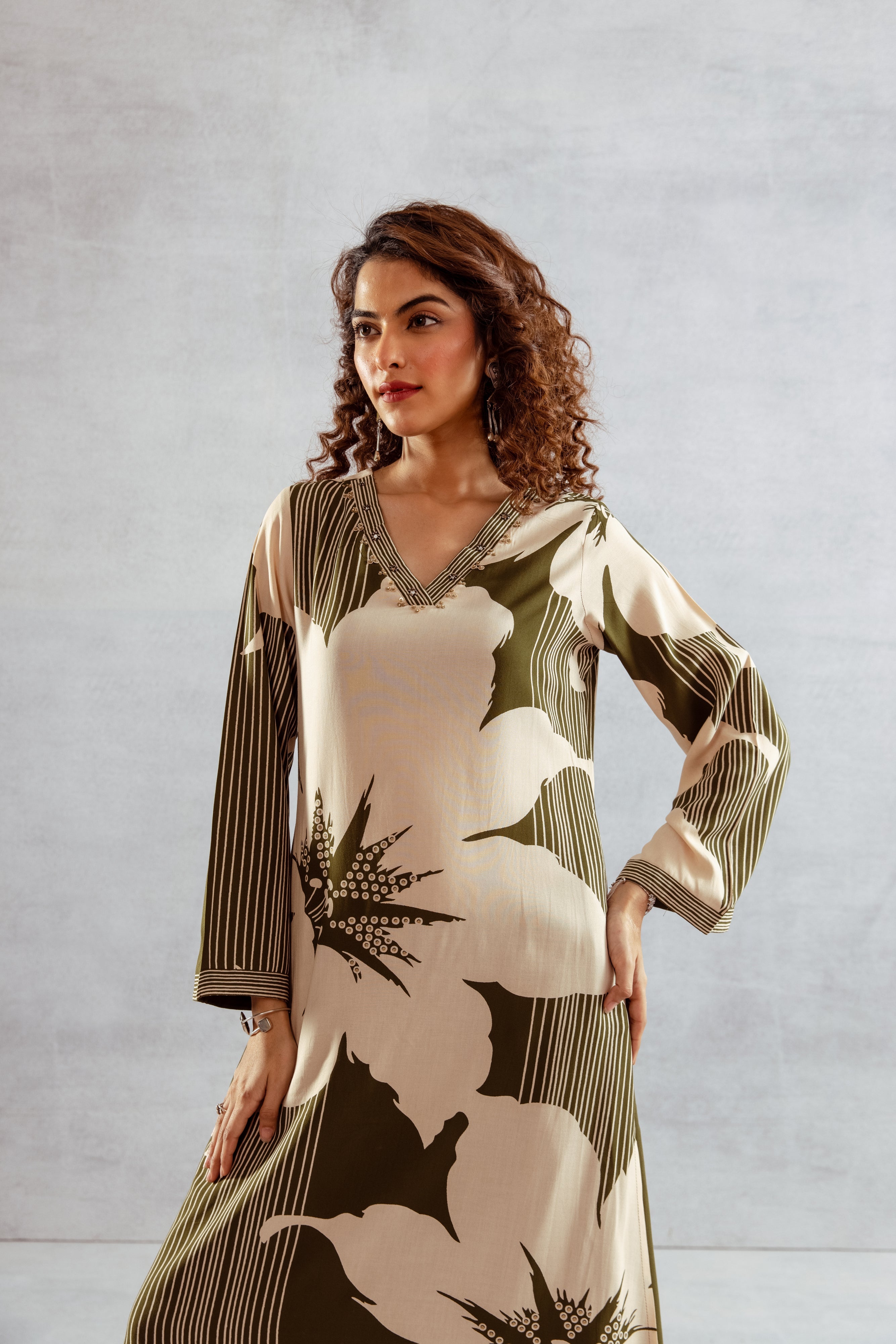 Women's Green::Off white German Rayon Kurta and Palazzo Set