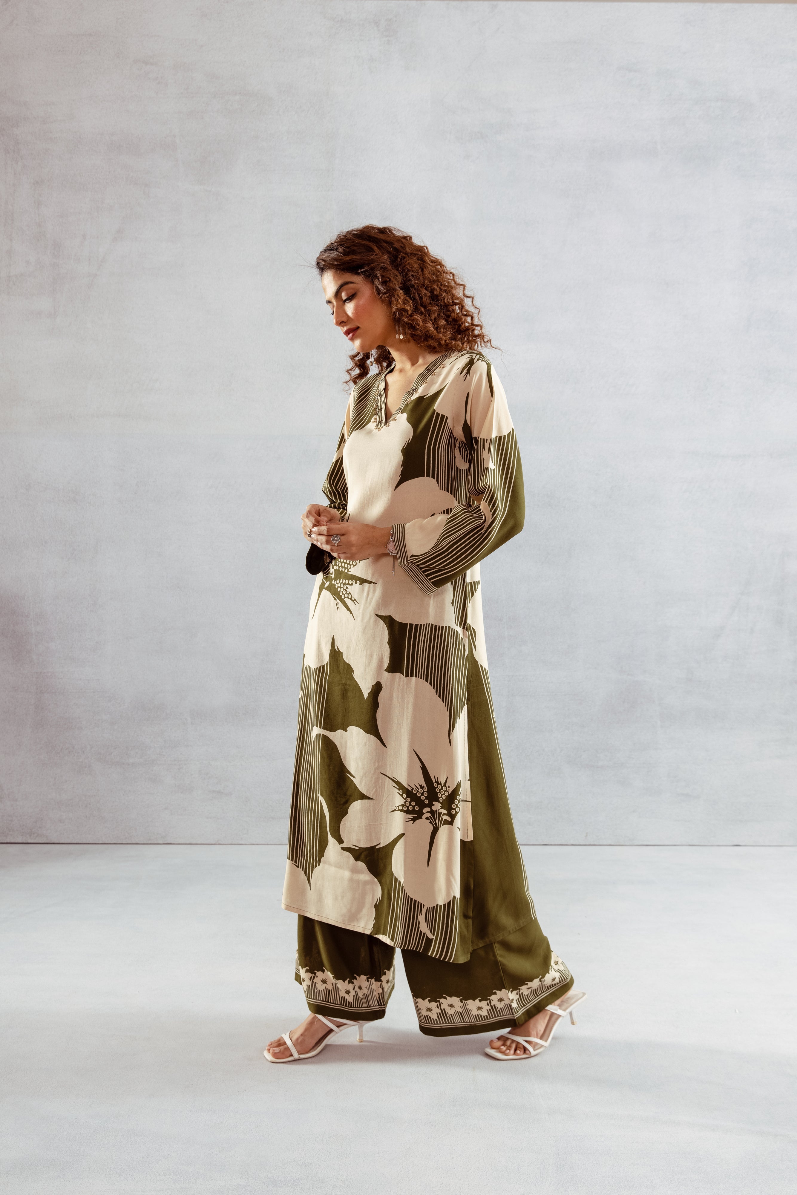 Women's Green::Off white German Rayon Kurta and Palazzo Set