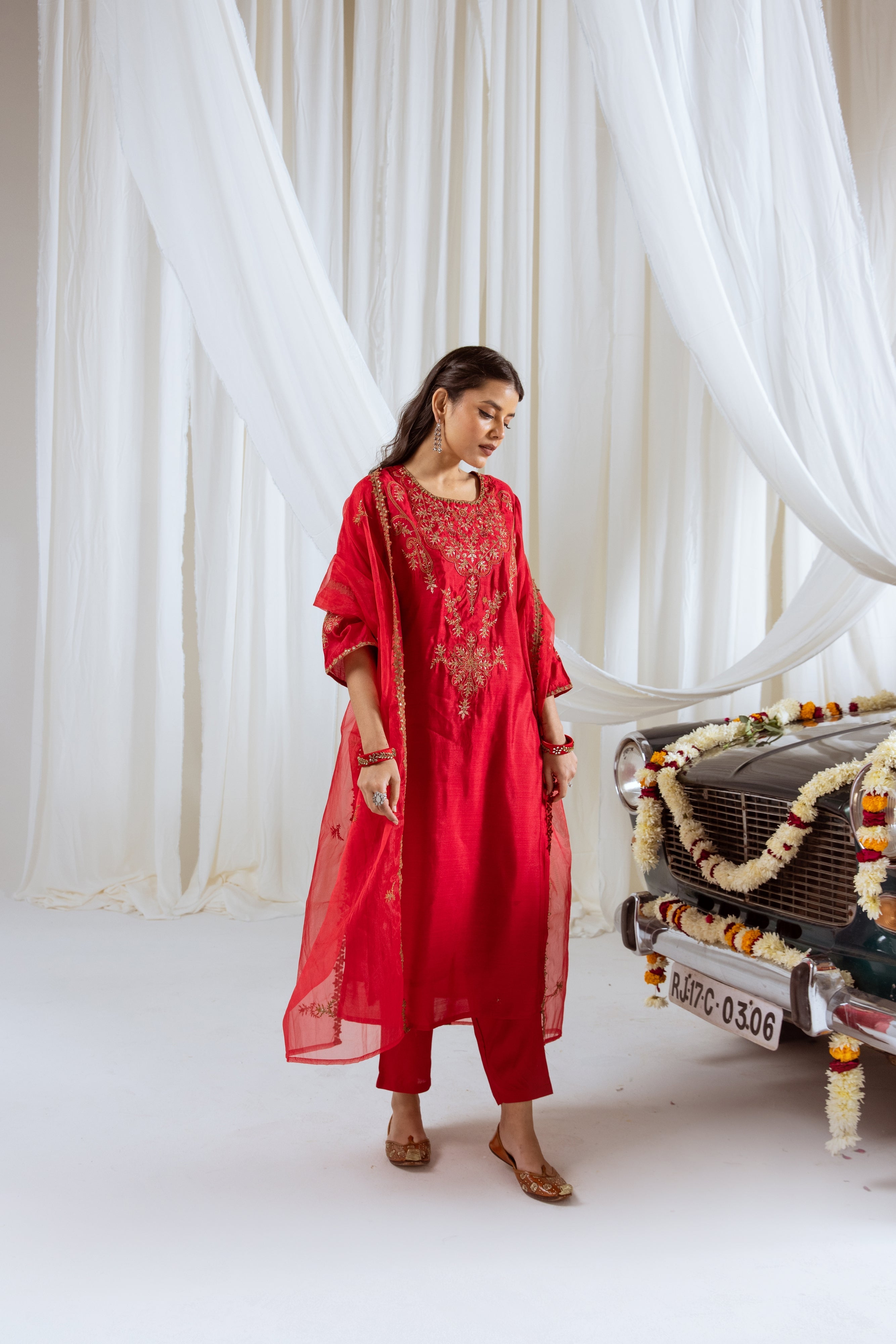 Maroon Muslin Silk Kurta Pant and Dupatta Set