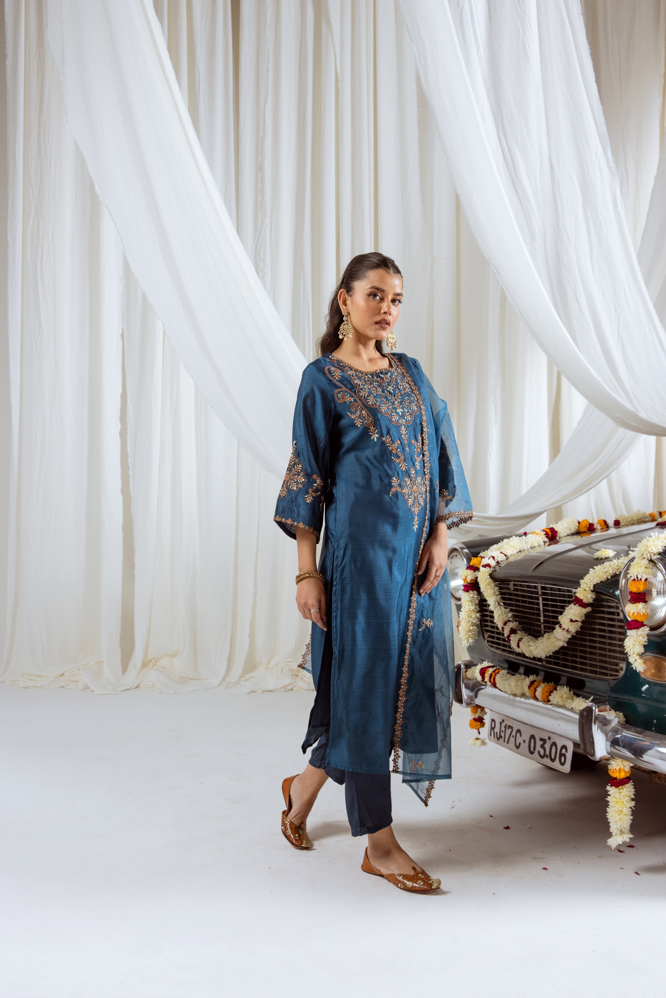 Crystal Teal Muslin Silk Kurta Pant and Dupatta Set