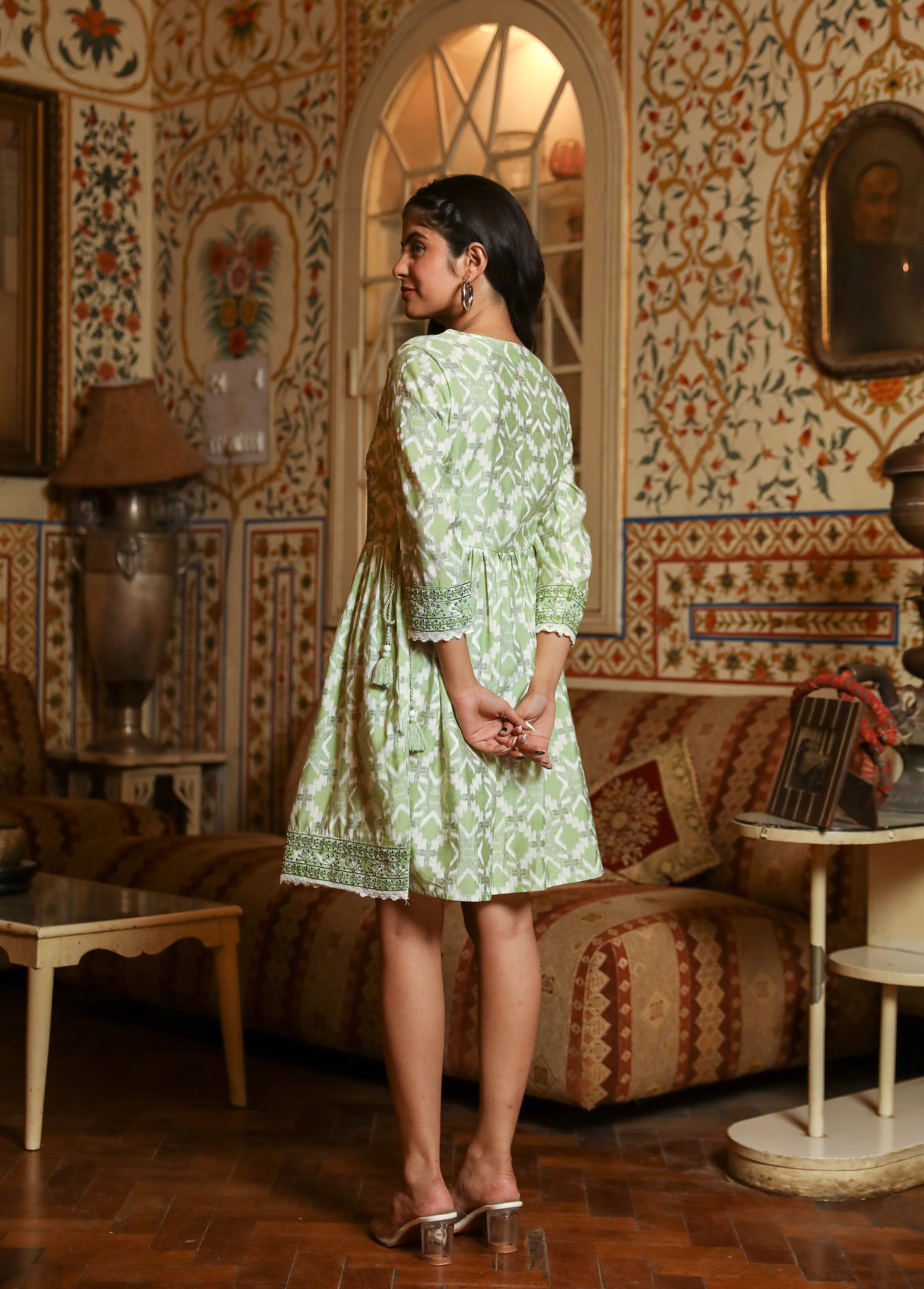 Women Pista Green Muslin Middy Tunic