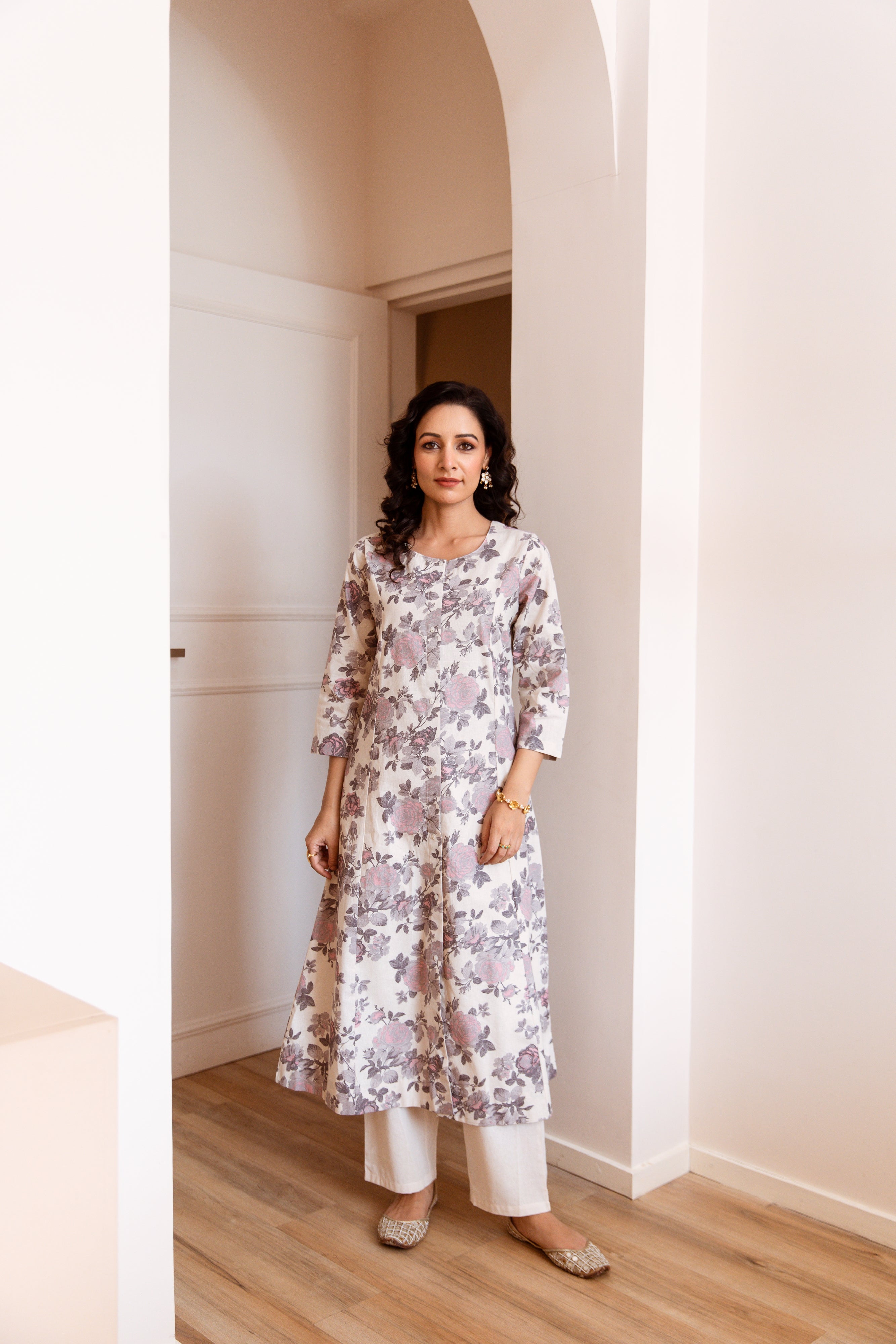 Women's Cream Cotton Flex Kurta Pant Set