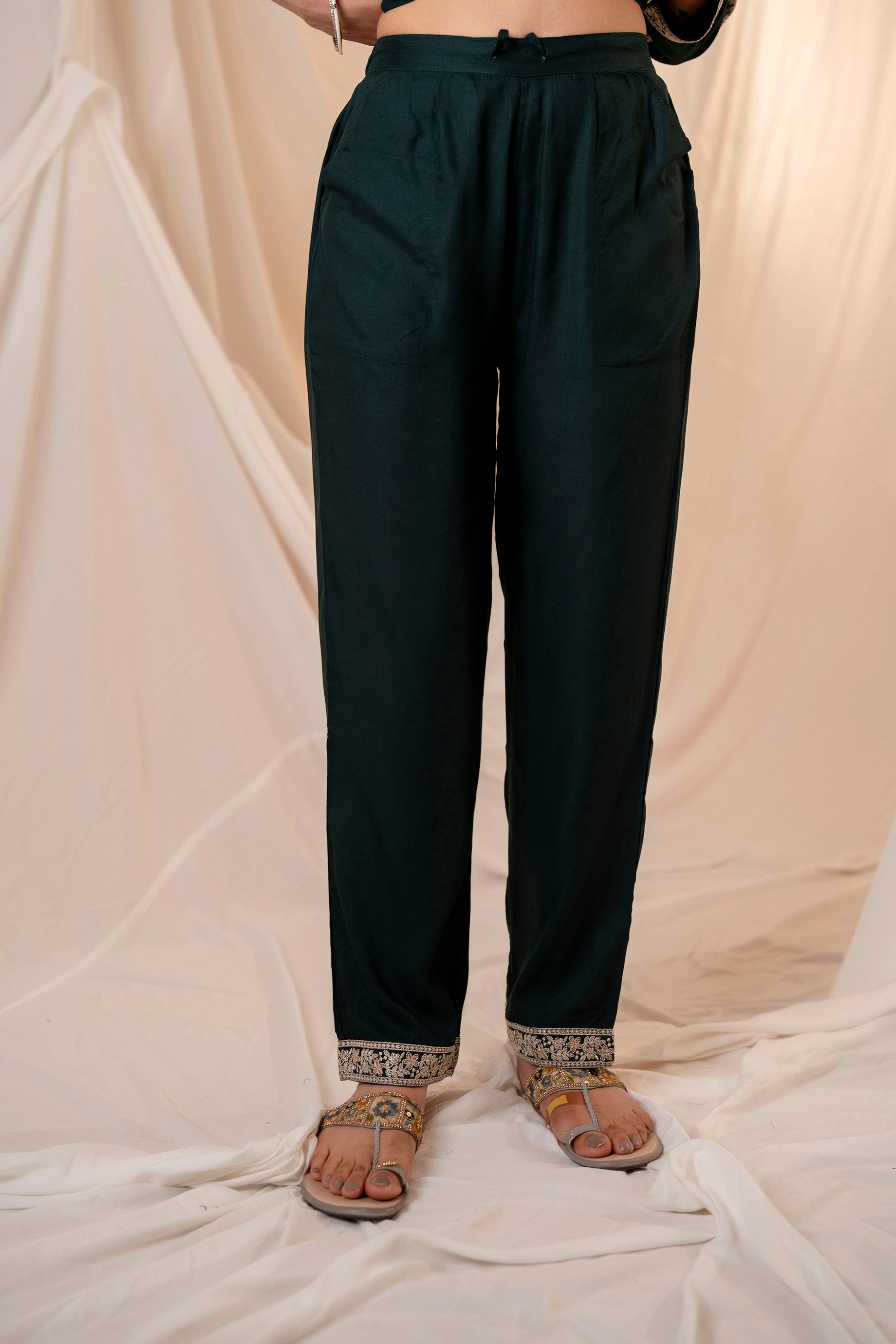 Women's Rama Green Rayon Kurta, Pant & Dupatta Set