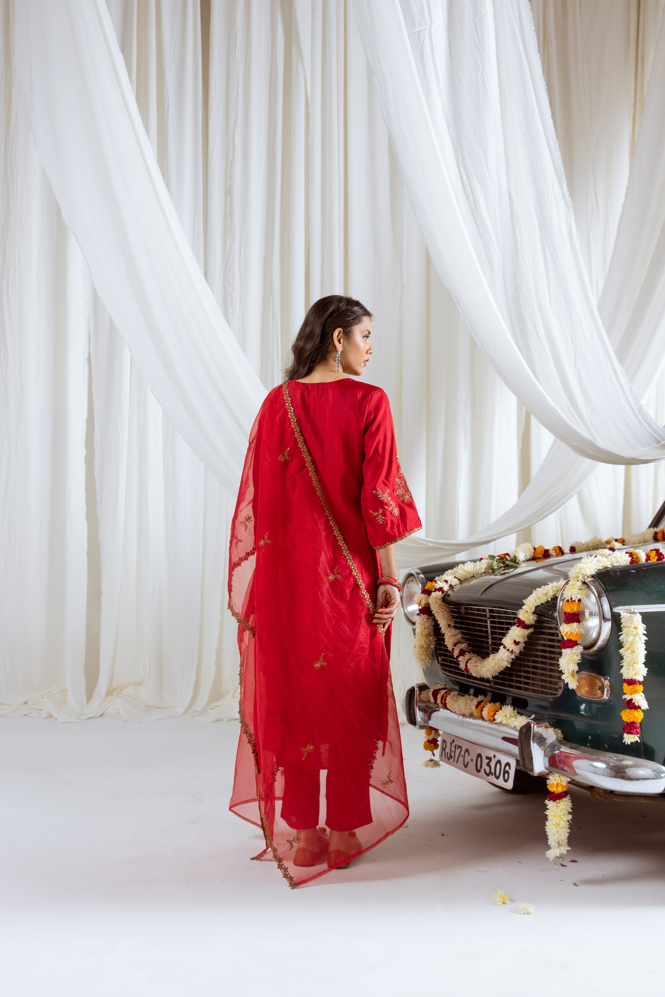 Maroon Muslin Silk Kurta Pant and Dupatta Set