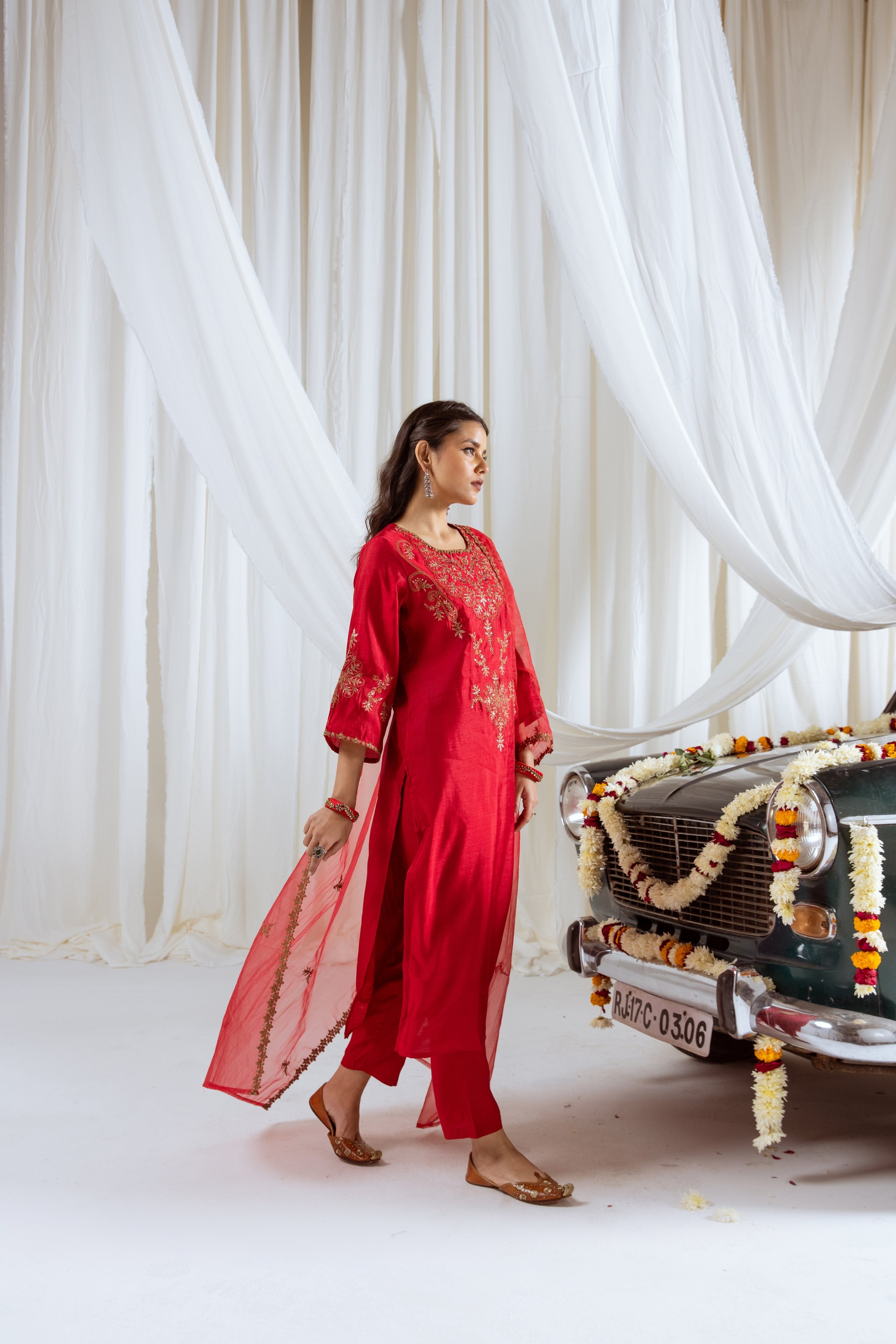 Maroon Muslin Silk Kurta Pant and Dupatta Set