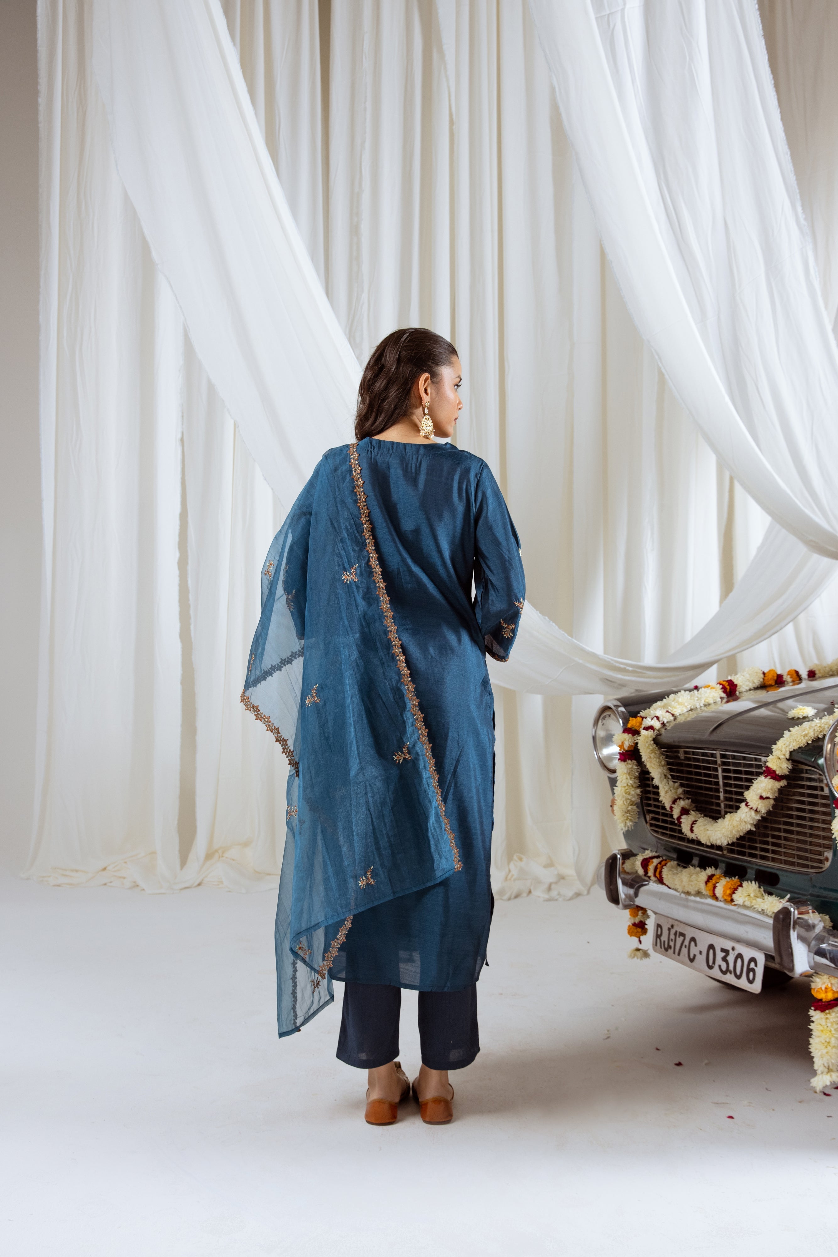 Crystal Teal Muslin Silk Kurta Pant and Dupatta Set