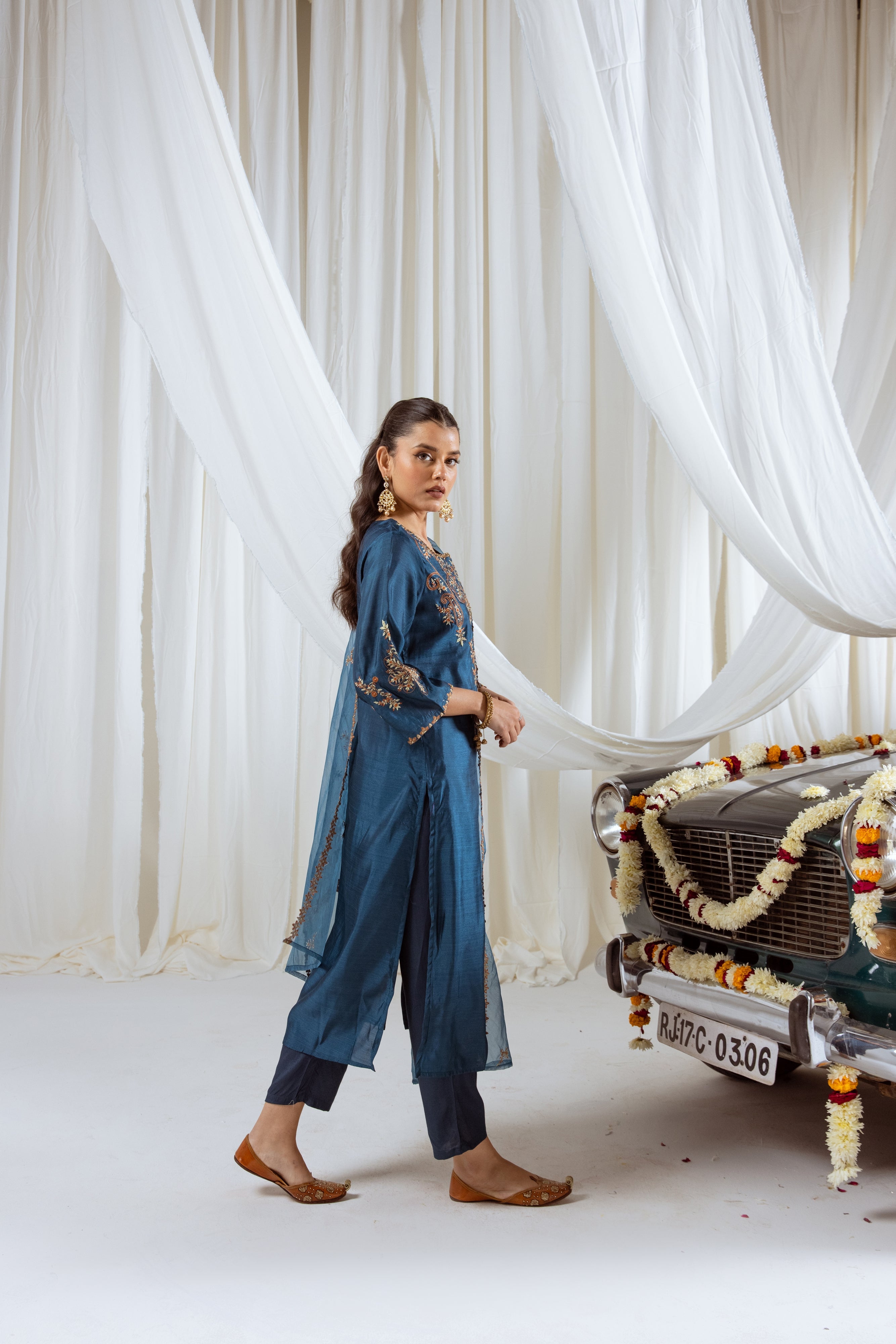 Crystal Teal Muslin Silk Kurta Pant and Dupatta Set