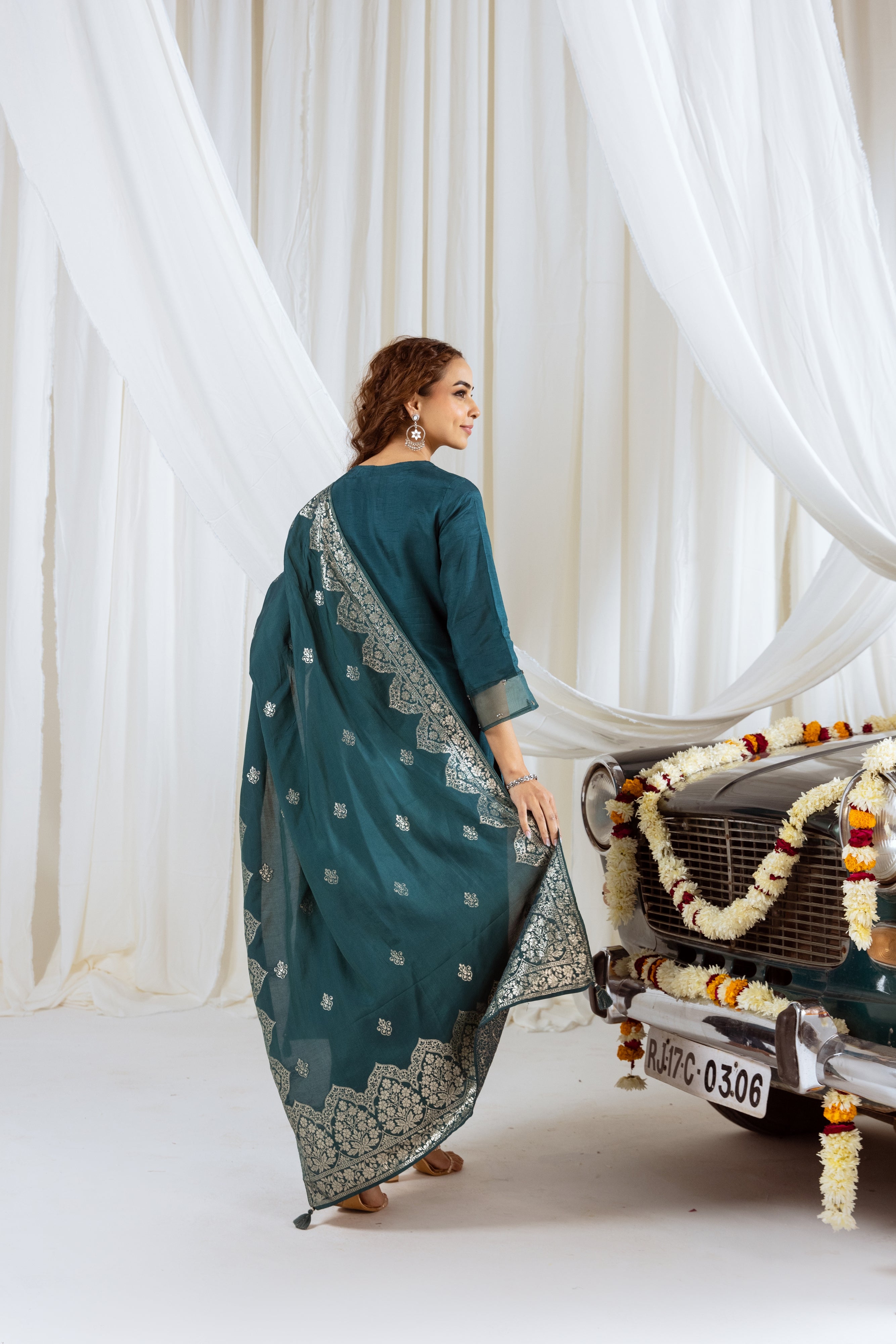 Women's Rama Green Dola Silk Kurta Pant and Dupatta Set