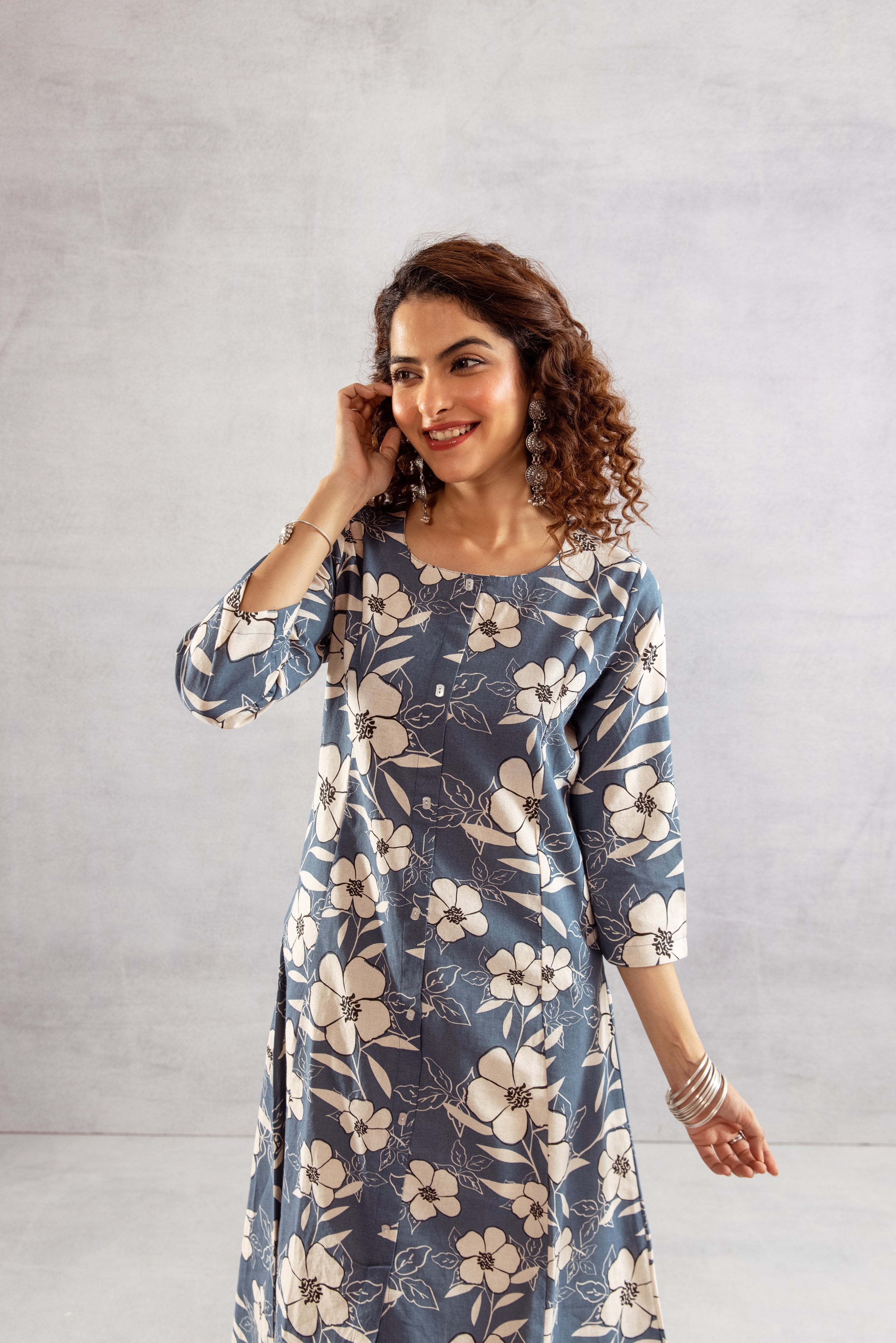 Women's Denim Blue Cotton Flex Kurta and Pant Set