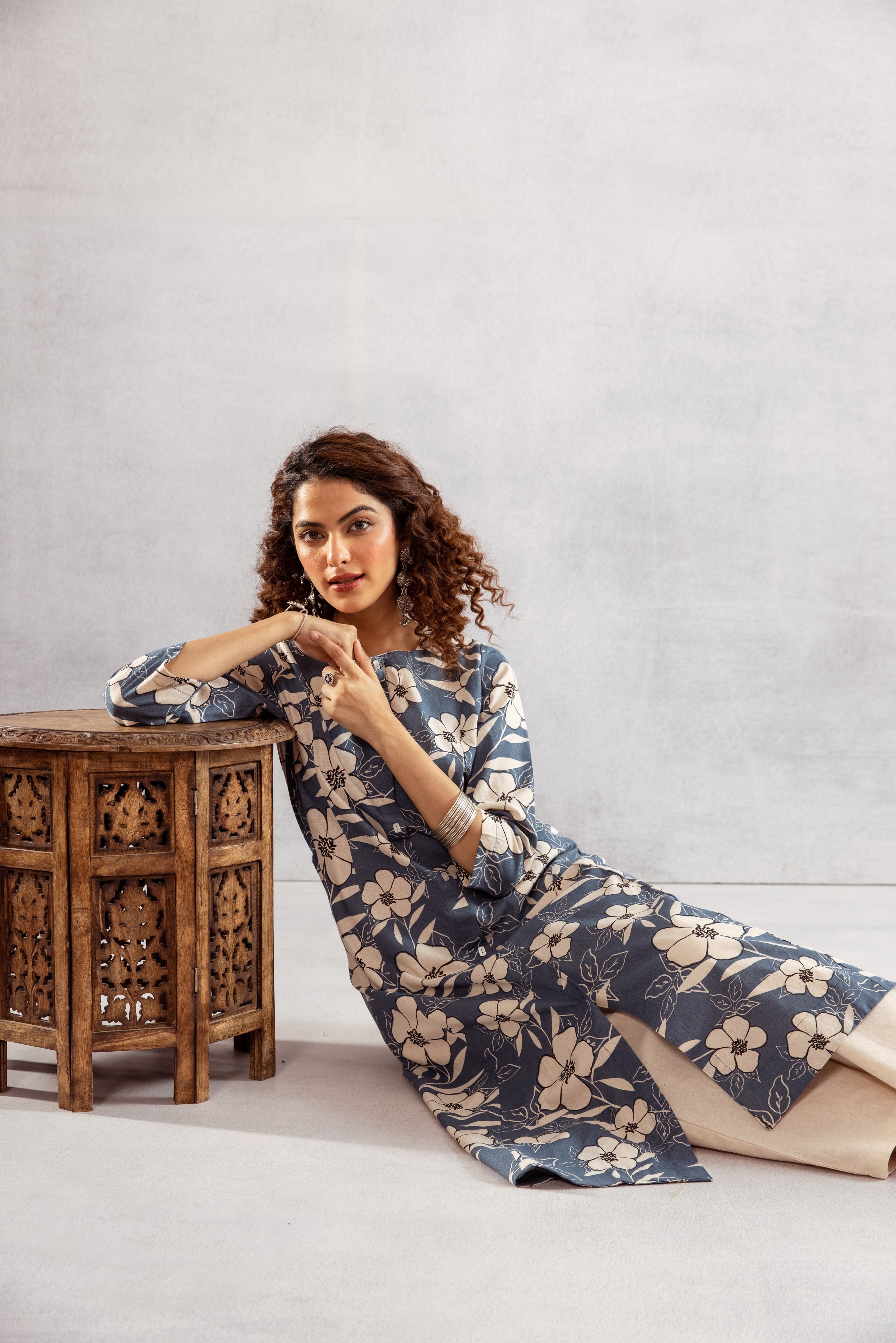 Women's Denim Blue Cotton Flex Kurta and Pant Set