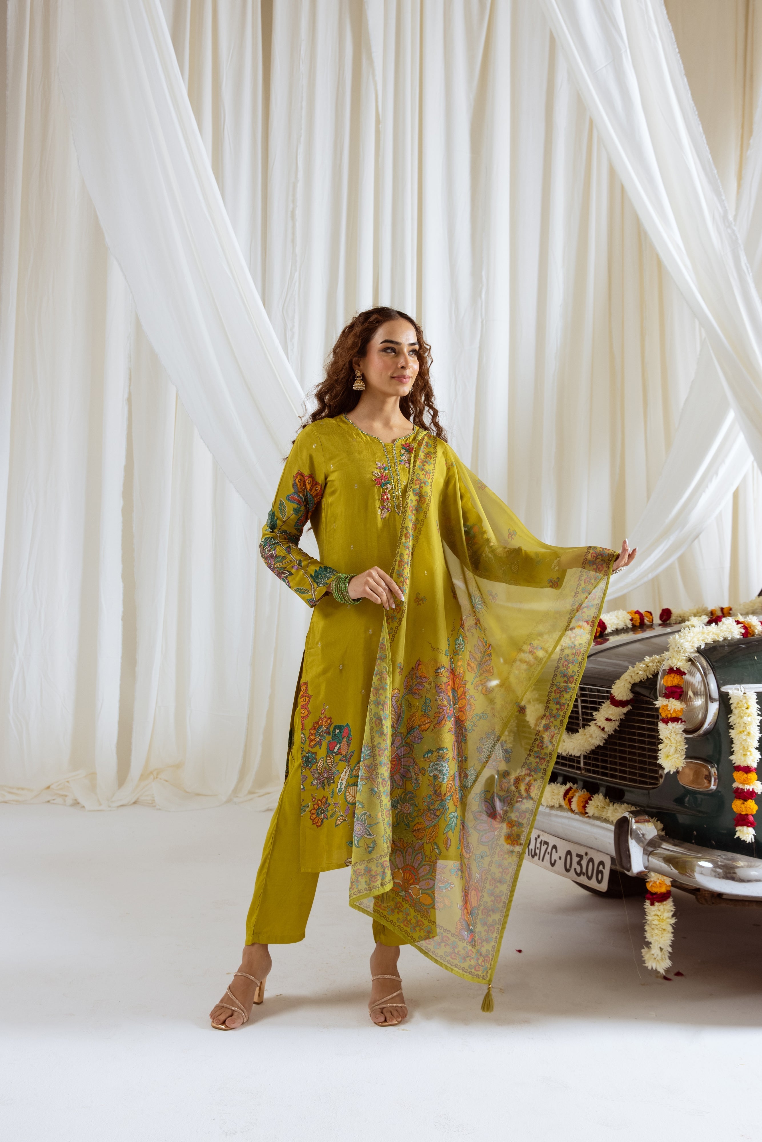 Green Viscose Muslin Kurta Pant and Dupatta Set