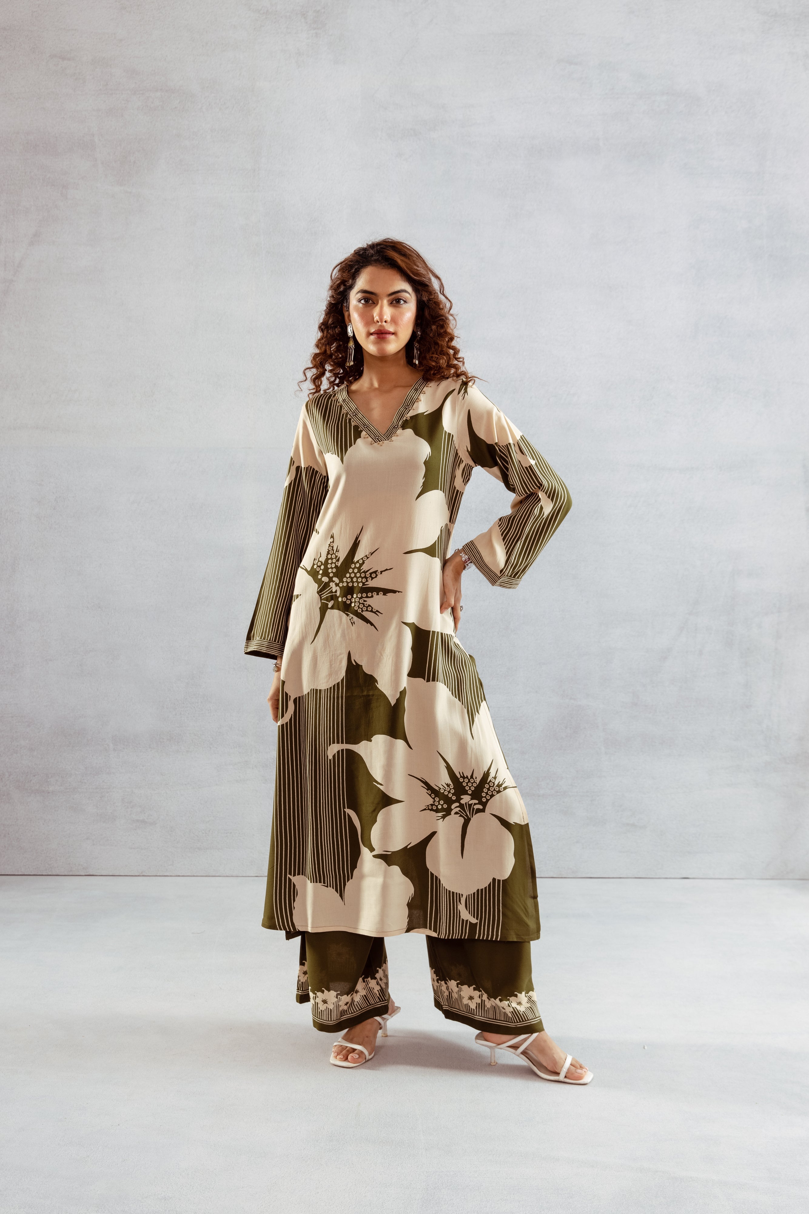 Women's Green::Off white German Rayon Kurta and Palazzo Set