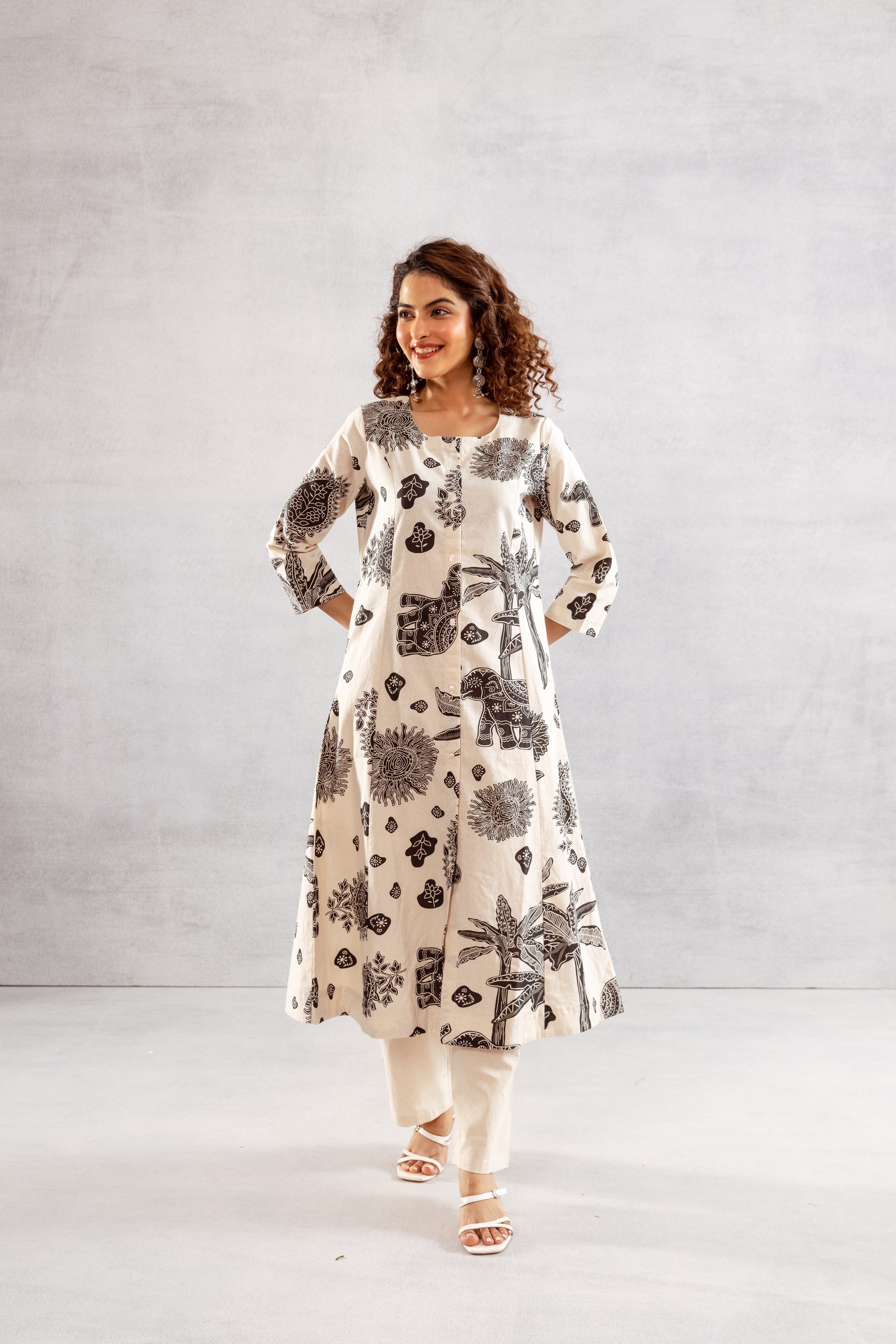 Women's Off White Cotton Flex Kurta and Pant Set
